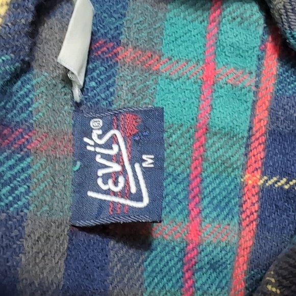 Vintage 70s Levi's Heavyweight Flannel Blue Tag Size Medium in Green and Blue - Picture 2 of 9